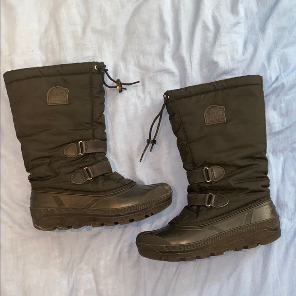 Sorel Winter Boots Black snow boots with insulation size 9